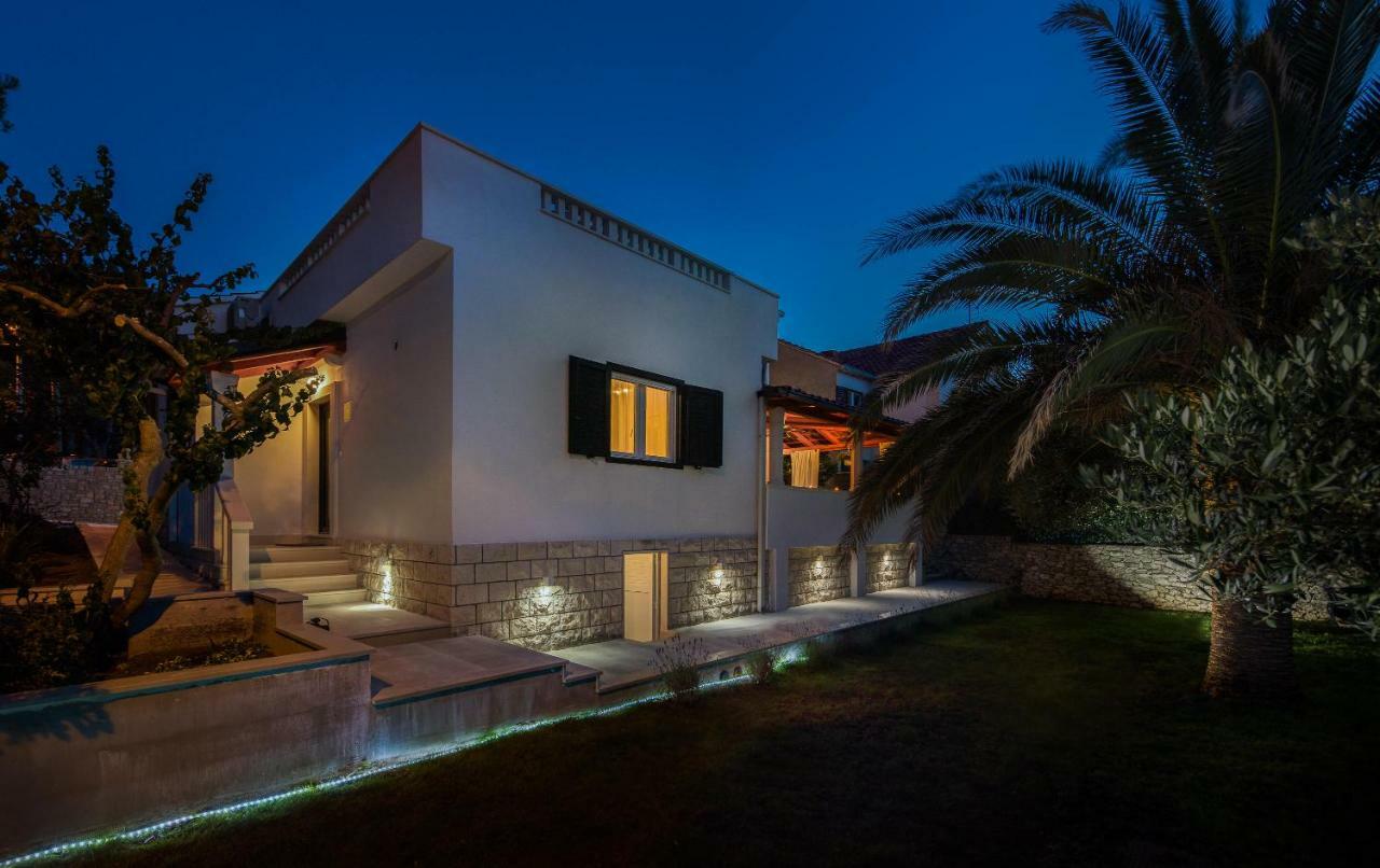 Holiday Home Brac 수페타르 외부 사진