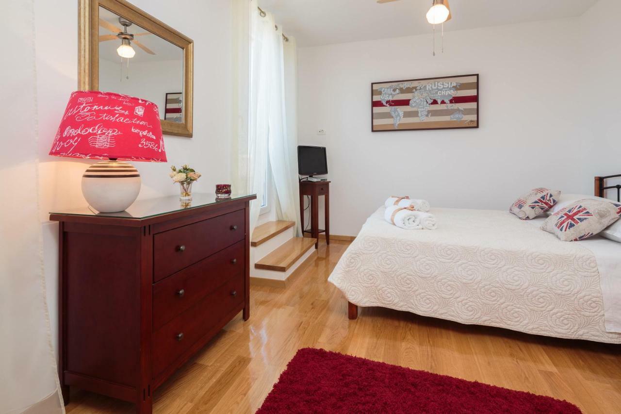 Holiday Home Brac 수페타르 외부 사진