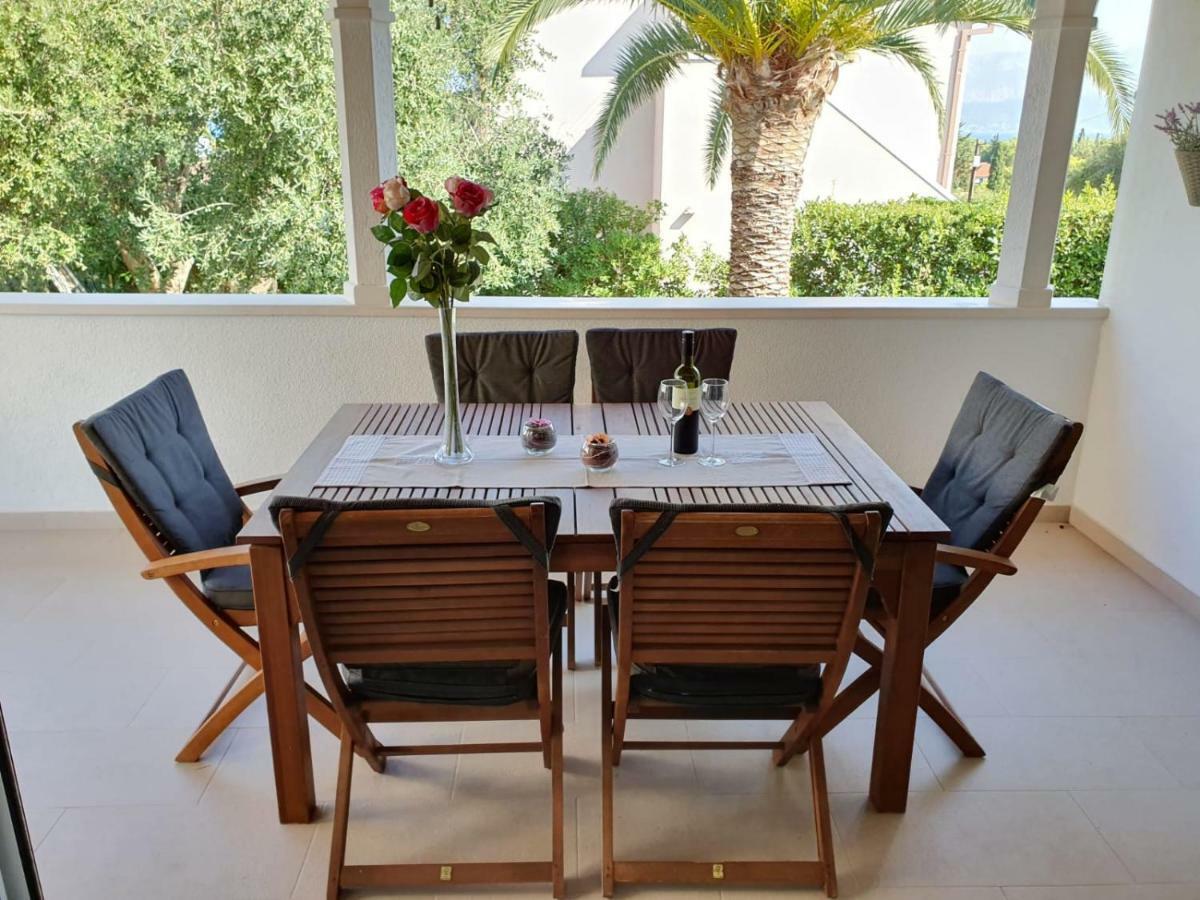 Holiday Home Brac 수페타르 외부 사진